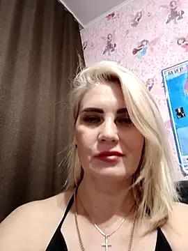 JennyOMay on StripChat 