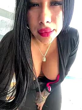 Freechat kiim_taaylor on StripChat