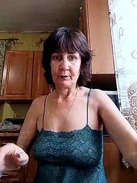 Laura_Kiss — Naked