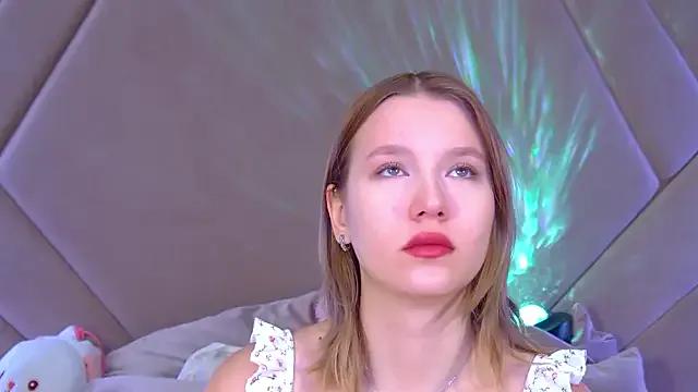 LiliLinn — dance tease