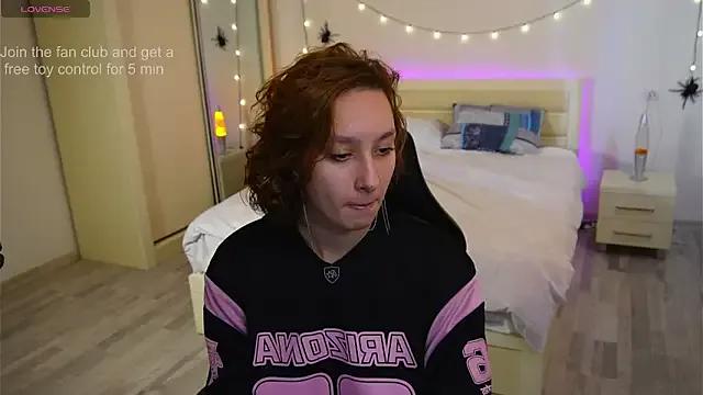 LilyannRosse on StripChat 