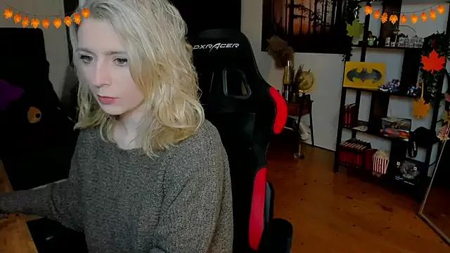 Freechat Lisaonthemoon on StripChat