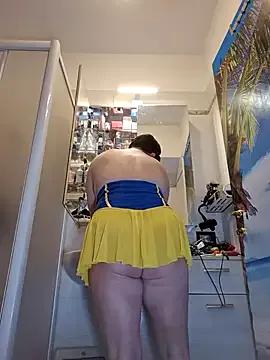 Freechat lucillabollente on StripChat