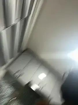 lynn9000 on StripChat 