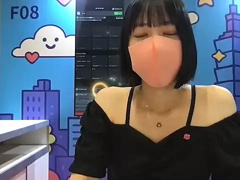 Freechat maika08 on StripChat