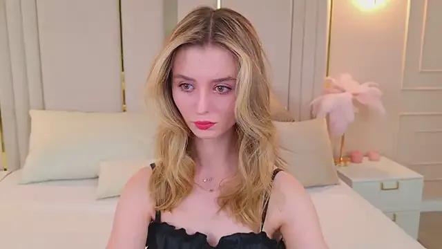 Group MarybethSnow on StripChat