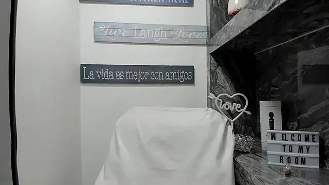 miss_danika on StripChat 