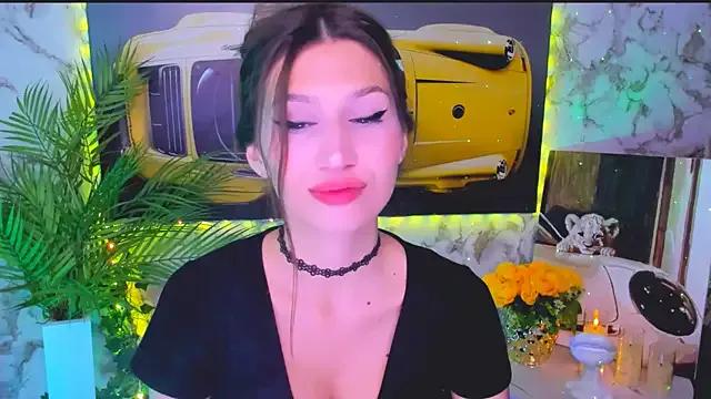 Mollyinyourmind on StripChat 