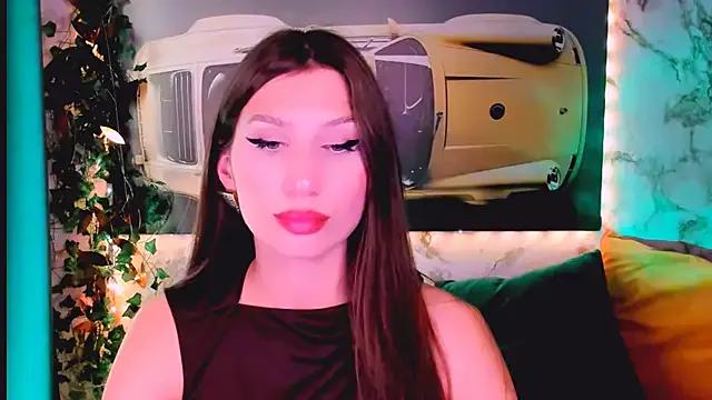 Mollyinyourmind on StripChat 