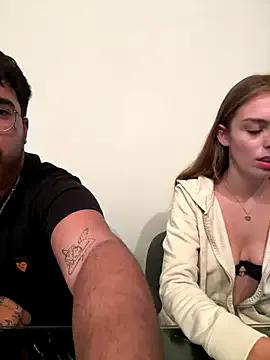 Freechat MrAndMrsSavage on StripChat