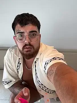 Freechat MrAndMrsSavage on StripChat