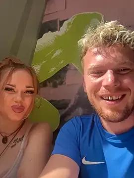 Group NickyGold_Official on StripChat