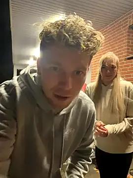 Group NickyGold_Official on StripChat