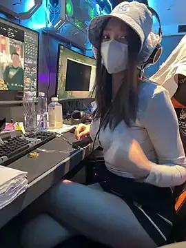 nideanbaby — Freechat on StripChat