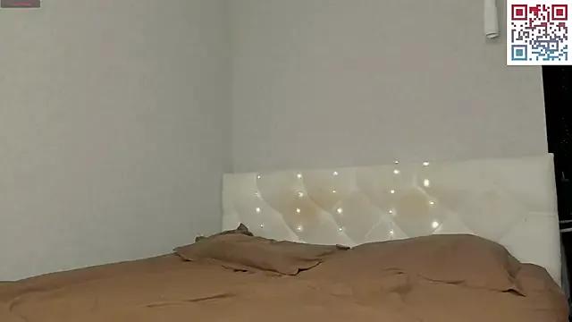 princess_diamonds — slap my naked pussy