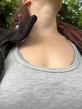 Freechat raen001 on StripChat