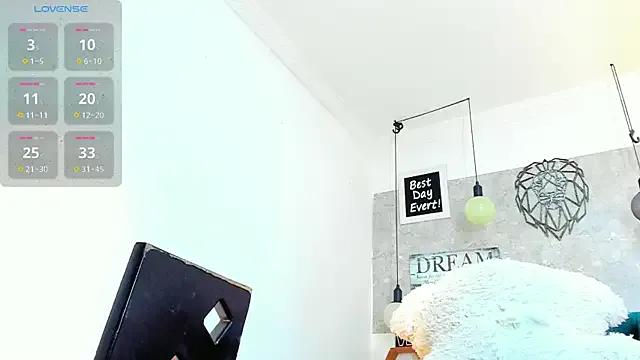 Rebeca_xs on StripChat 