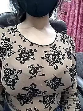 SEEMA_127 on StripChat 