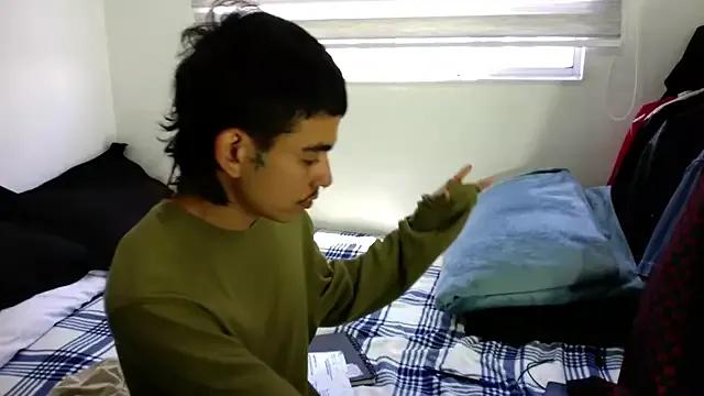 Freechat sorry-mom69 on StripChat