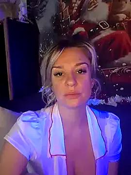 SpicyVicky — Doigtes Toi Salope