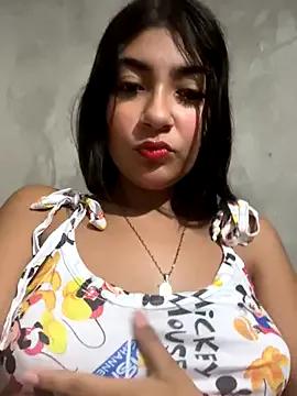 Freechat Sweed-virgin-pussy on StripChat