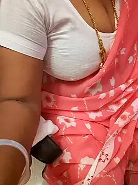 Tamil_Ammani — Boobs  pollu drop and  navel  show