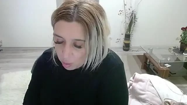 Freechat TheeaBlanco on StripChat