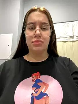 Freechat VikiDemini on StripChat