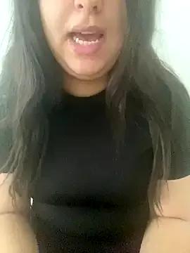yassminsexy22 on StripChat 